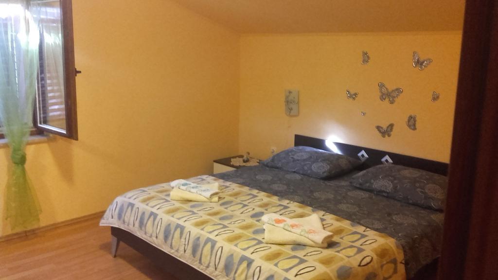 Corry 1 Daire Ravni Dış mekan fotoğraf