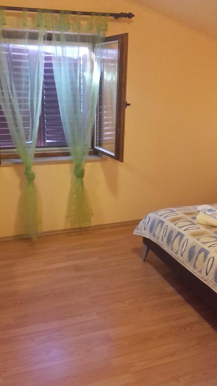 Corry 1 Daire Ravni Dış mekan fotoğraf