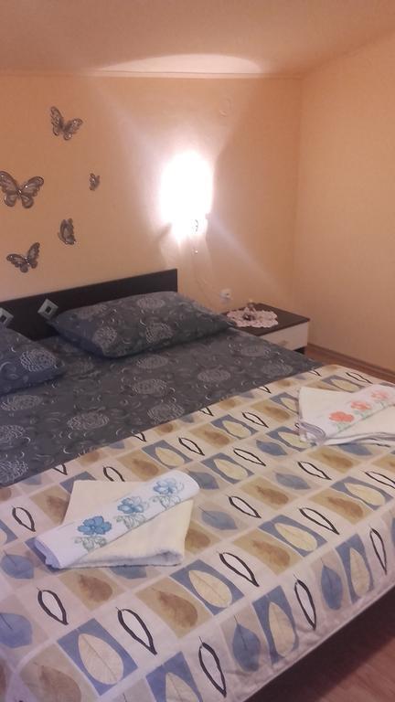 Corry 1 Daire Ravni Dış mekan fotoğraf